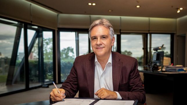 Martín Llaryora plantea que hay que discutir toda la matriz impositiva