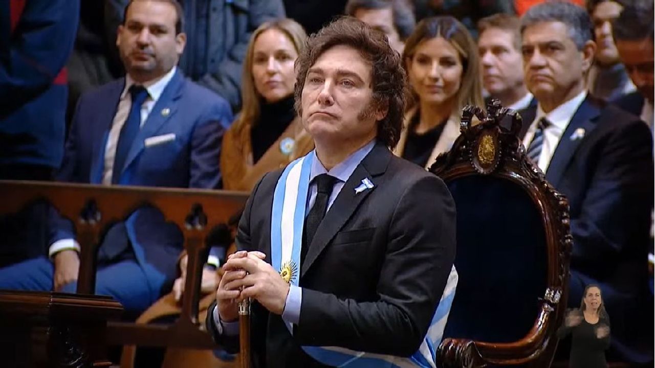 Javier Milei, en la Catedral Metropolitana.