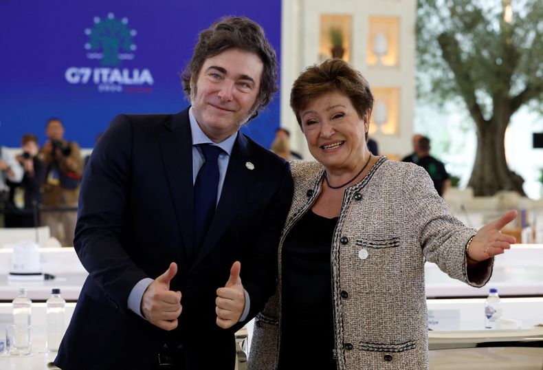 Javier Milei con la titular del FMI, Kristalina Georgieva