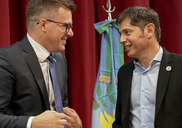Santiago Pérez Teruel junto a Axel Kicillof&nbsp;