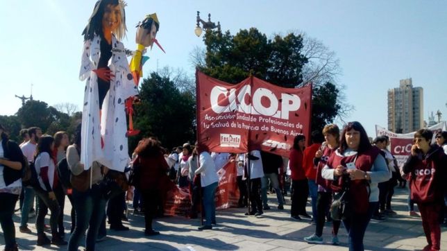 los medicos van a un nuevo paro y le bajan el precio a un anuncio de vidal