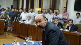 Tras la interpelación, Inza quiere dar vuelta la página pero la oposición iría a la Justicia