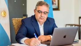 Raúl Jalil prmovió el proyecto para suspender las PASO en Catamarca. 