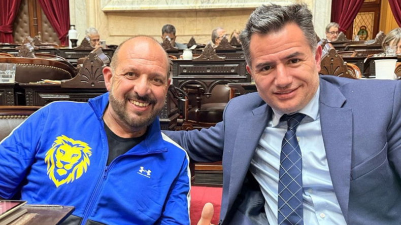 Carlos D'Alessandro y Gabriel Bornoroni, titular del bloque libertario en Diputados. Ahora presidir&aacute;n espacios diferentes en la c&aacute;mara baja.&nbsp;