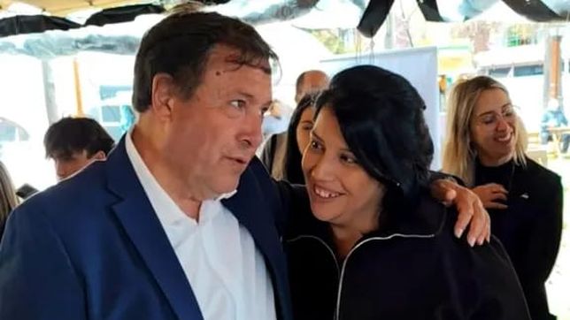 El gobernador de Río Negro, Alberto Weretilneck y la flamante secretaria de Gobierno, Natalia Almonacid.
