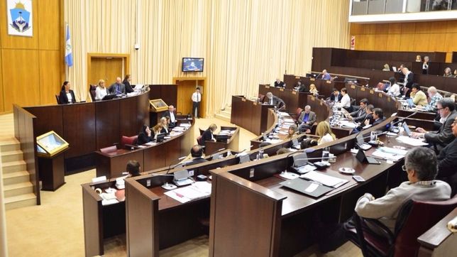 parlamento patagonico: quieren eximir a la region de aumentos en tarifas