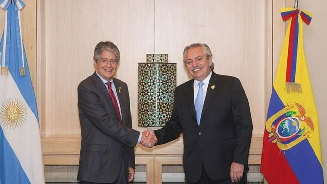 fernandez recibe a lasso, referente de la patria grande liberal