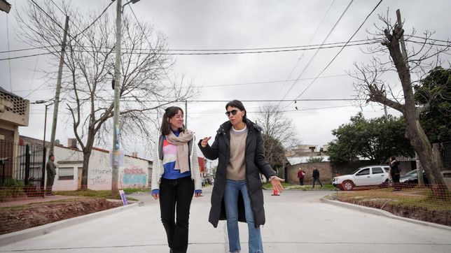 campana de precision: el peronismo sale casa por casa a buscar el voto perdido