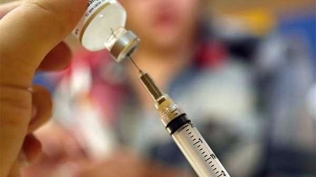 el costo de las importaciones: paralizan la unica fabrica nacional de jeringas