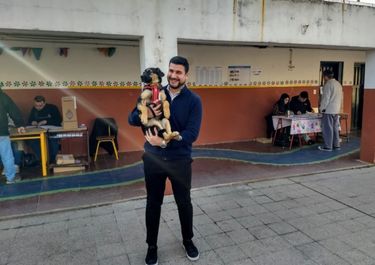 El PJ santafesino se mostró alegre y el macrismo machacó con el llamado a votar