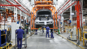 Importaciones: autopartistas denuncian que automotrices traen todo de China