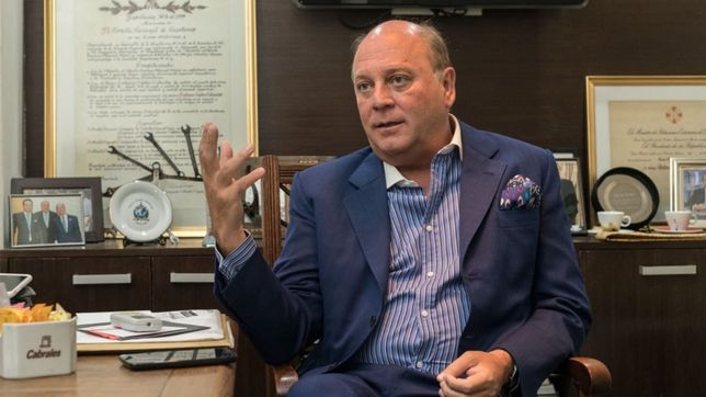 cabrales y la formula ff: ?le saca mas votos al pj no k que a macri?