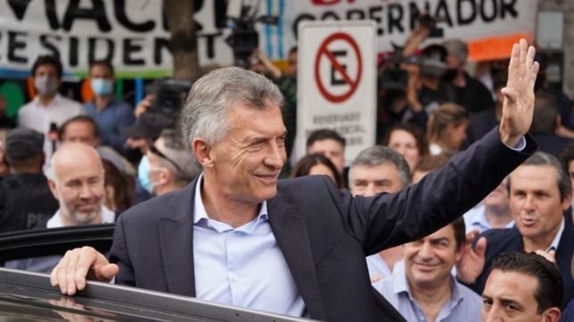 ara san juan: sobreseyeron a macri en la causa por espionaje ilegal