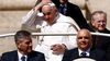apunten contra bergoglio