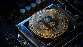 El precio ambiental de la criptominería: abuso de energía y más basura