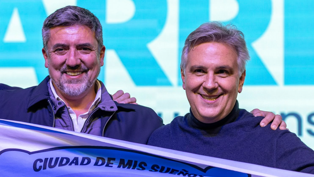 El gobernador de Córdoba Martín Llaryora junto a Juan Manuel Aráoz, emisario para el Consejo de la Magistratura