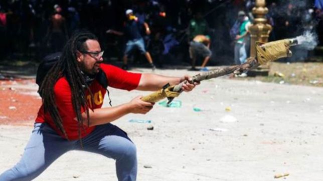 hablo desde la clandestinidad el ?hombre mortero?: ?hay que sacar a macri? hablo desde la clandestinidad el ?hombre mortero?: ?hay que sacar a macri?