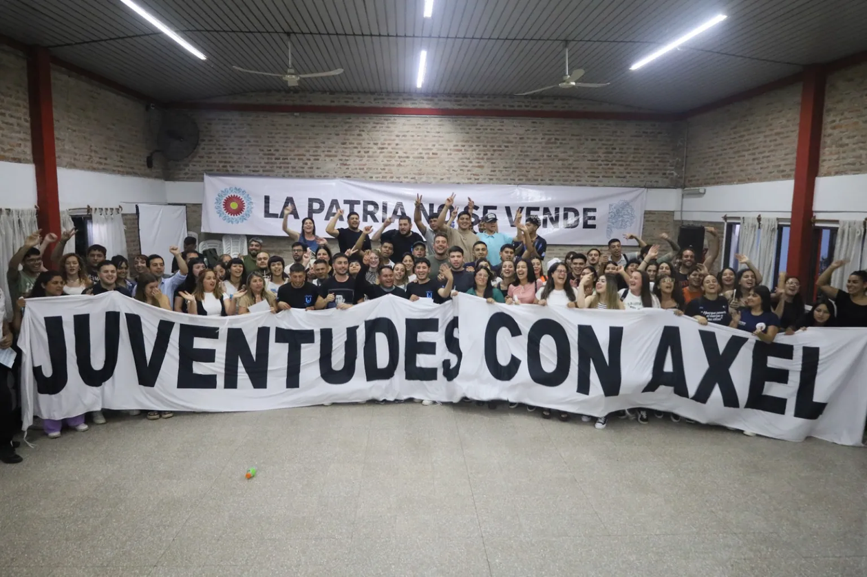 Buenos Aires: sale a la cancha la juventud kicillofista