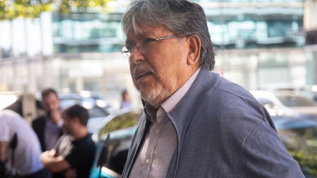 navarro, vocero albertista solitario: ofrecer las renuncias es un error