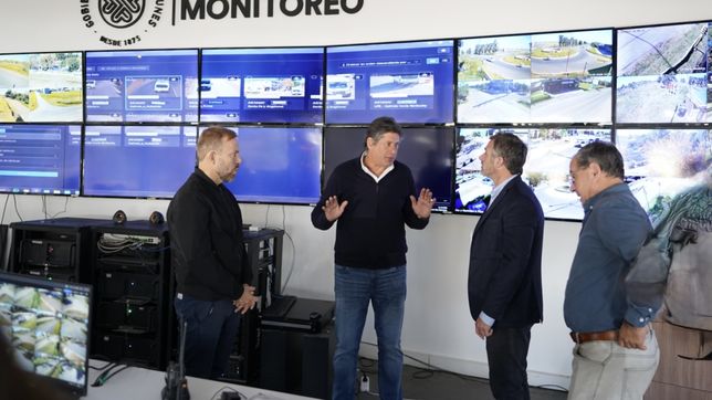 Roly Santacroce recibió en Funes a los intendentes del peronismo antigrieta bonaerense.