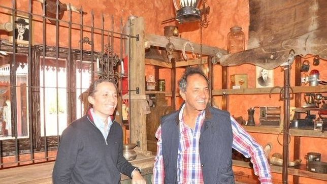 al filo: la llamativa ?visita informal? de scioli al conurbano