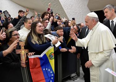 El papa Francisco expresa preocupación por la crisis en Venezuela.