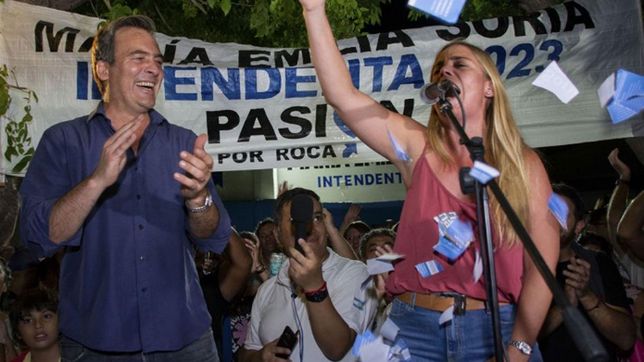 María Emilia Soria cuando ganó las elecciones de la indentencia de General Roca junto a Martín Soria.Ahora busca la gobernación de Río Negro.