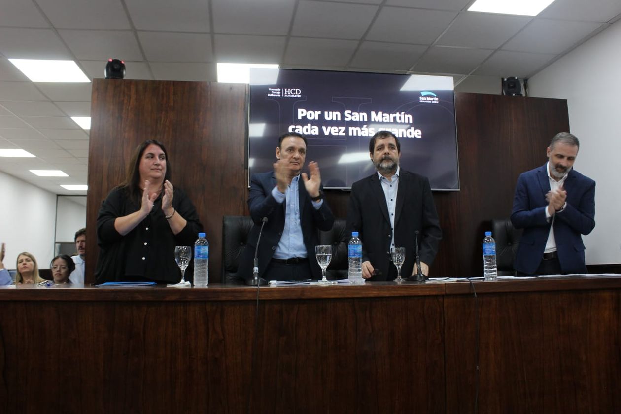 Diego Perrella, presidente del Consejo Deliberante de San Martín, junto al intendente Fernando Moreira.