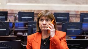 Patricia Bullrich tiene banca en la tropa libertaria, pero el centro y el PRO le dan la espalda
