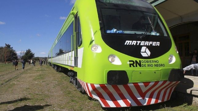 la vuelta del tren patagonico enfrenta al gobierno y al fdt
