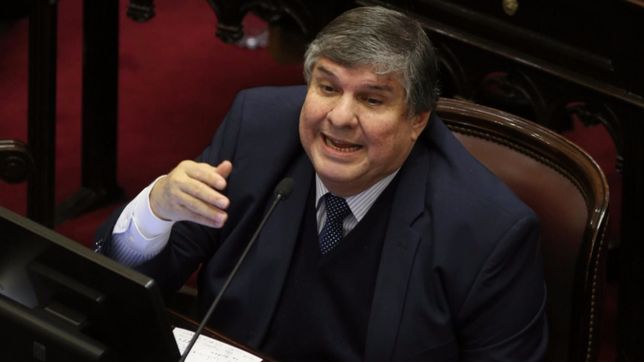 el oficialismo pidio auditar la deuda contraida durante la era macrista