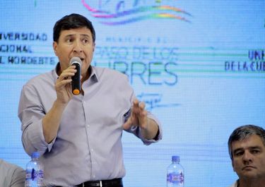 Arroyo ratificó su intención de descentralizar la compra de alimentos