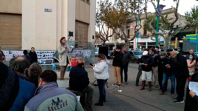 ruralistas cambiemistas fogonean una rebelion tributaria en comunas del fdt