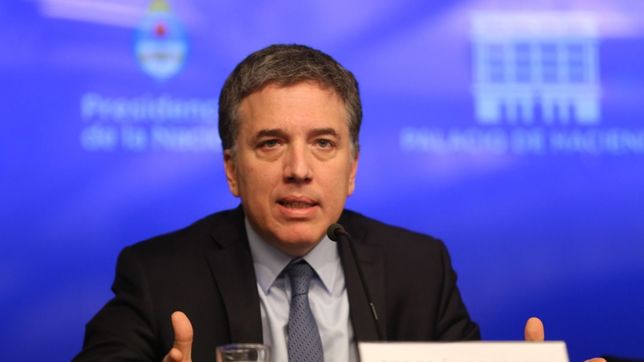 dujovne: fuimos demasiado optimistas a la hora de encarar la inflacion