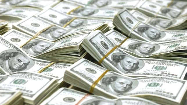 tras las medidas anticrisis, el dolar recorta su baja y se vende a $43