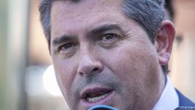 Los gobernadores Orrego (foto) y Torres destacaron en Estados Unidos el potencial de sus provincias en uranio y cobre