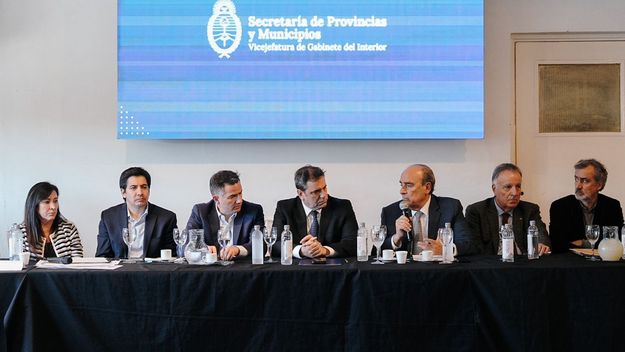 Guillermo Francos prometió apoyo del gobierno nacional al municipalismo cordobés