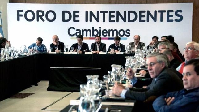 intendentes de cambiemos cierran el ano en alerta por recursos y campana