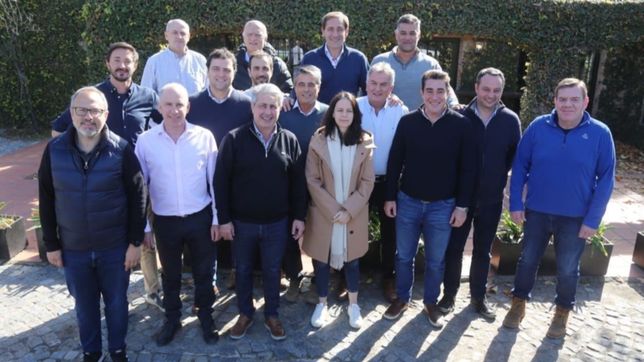 intendentes del pro reclaman una silla en la mesa nacional de jxc