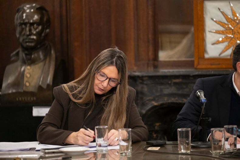 La legisladora porteña por el peronismo, Claudia Negri, fue electa decana de la Facultad de Medicia de la UBA.