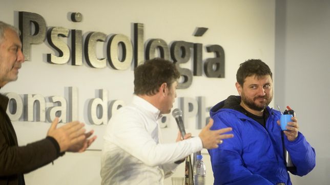 kicillof lanzo el poskirchnerismo: hay que componer una cancion nueva