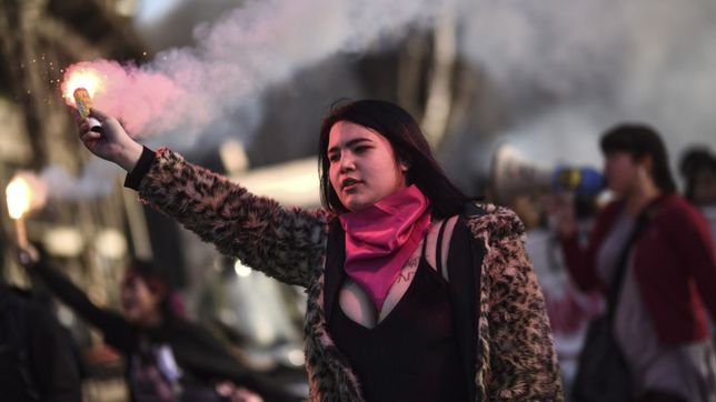 por que se conmemora el 8 de marzo el dia internacional de la mujer