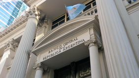 Silbato en la boca: arbitrar la puja distributiva para estabilizar precios