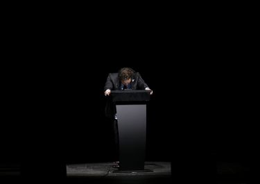 El comportamiento de Javier Milei ante los escollos parece más destinado a generarle crisis que a resolverlas.