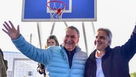 En San Francisco, empezó a rodar por Córdoba la campaña Schiaretti-Llaryora