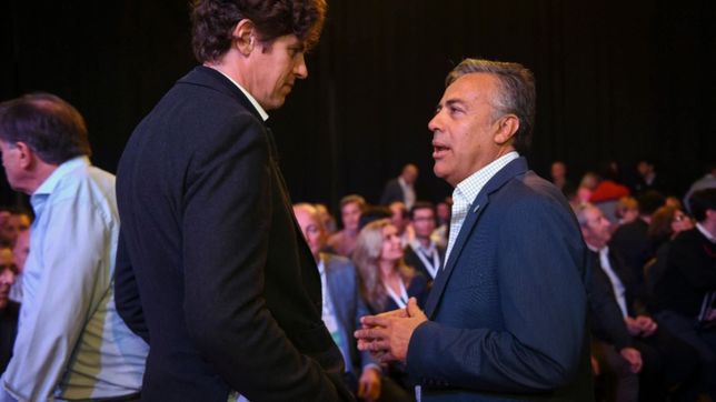 las tribus que se disputan el trono radical