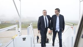Un presidenciable en la comitiva presidencial