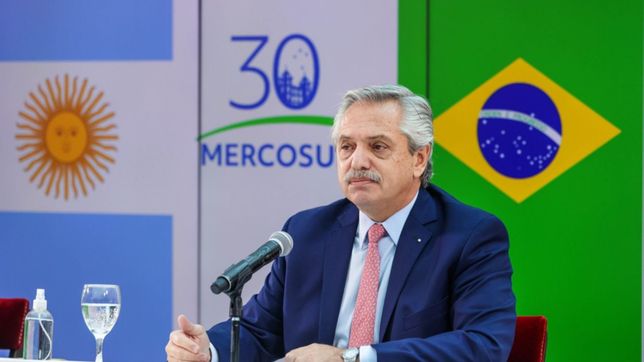 fernandez resiste el reto de lacalle pou y escala la peor crisis del mercosur
