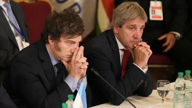 Javier Milei y Toto Caputo.