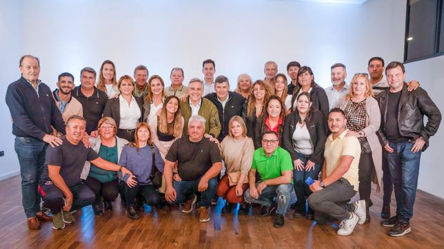 La foto del cordobesismo luego de la oficialización de las listas en la Capital. 